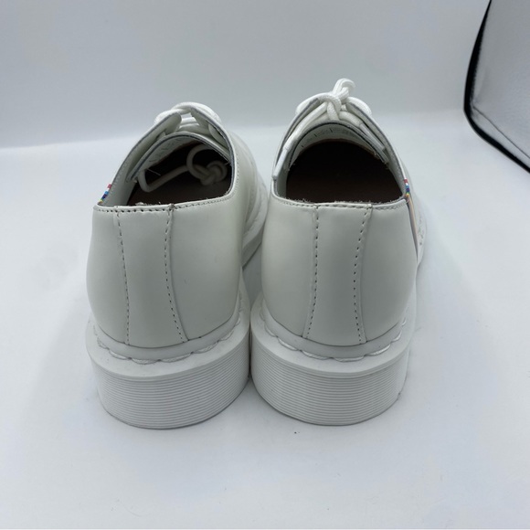 Dr. Martens 1461 White Smooth Leather Oxford Shoes Men's 6 Women's 7 like new - Picture 5 of 9